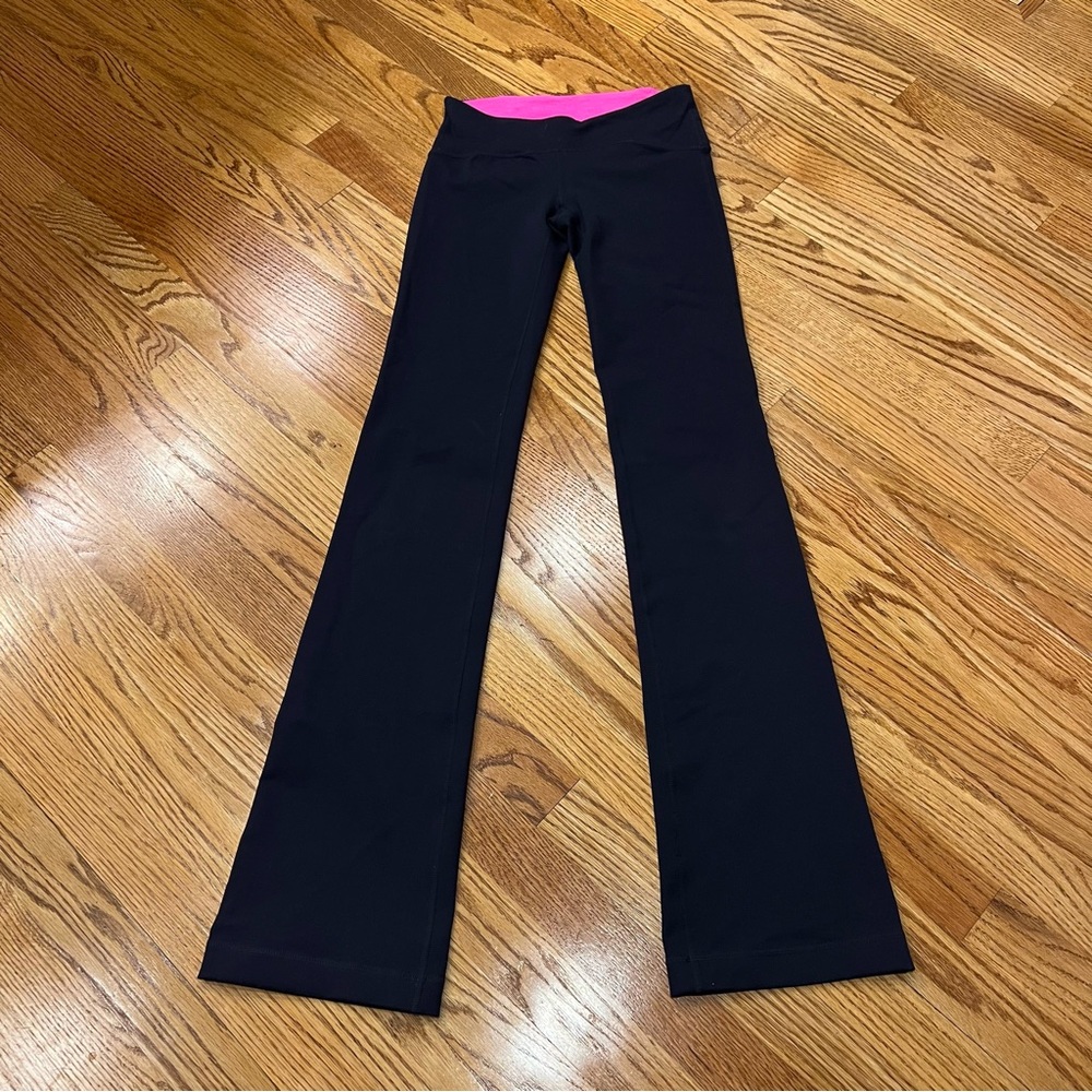 Lilly Pulitzer Luxletic Weekender Pant Navy Blue Flared Leggings XS Yoga Pants